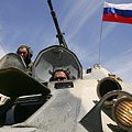 Тренировка мотострелкового подразделения 201-й военной базы во время антитеррористического учения «Мирная миссия-2012» (полигон Чорух Дайрон, Республика Таджикистан)